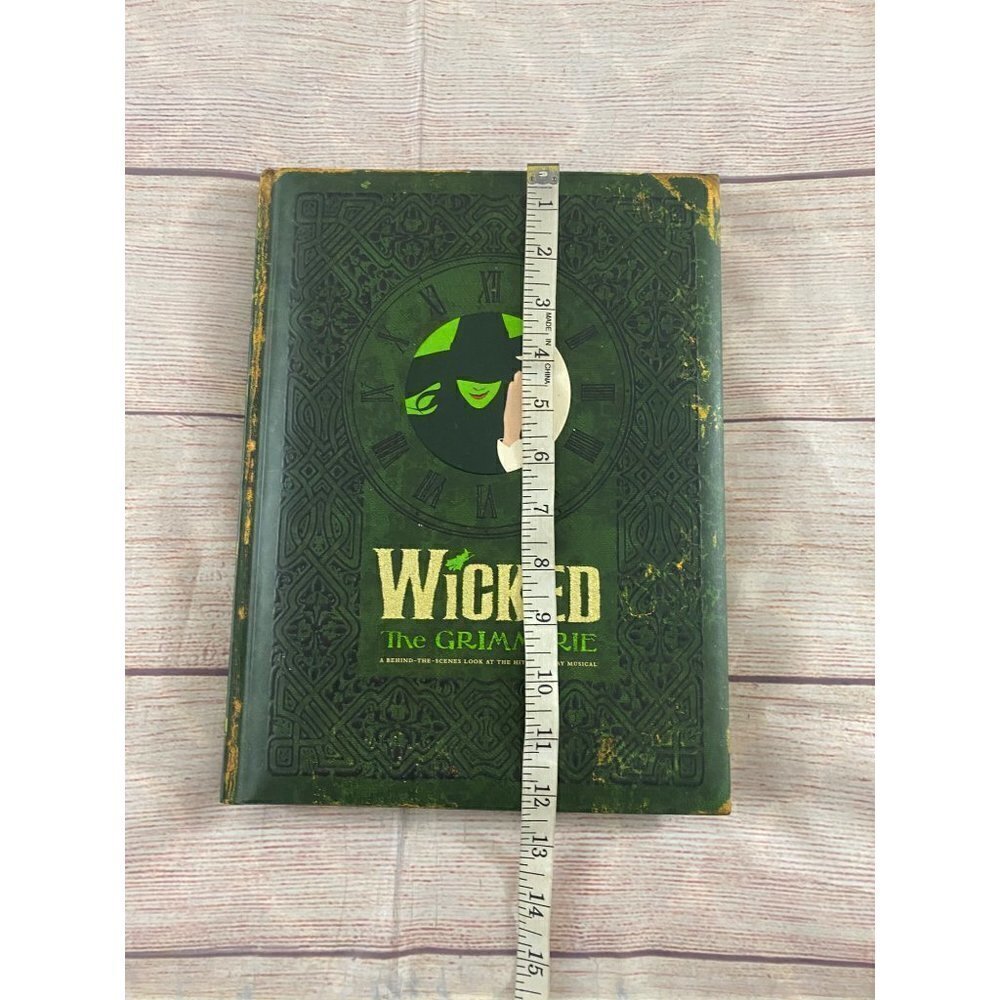 Wicked: The Grimmerie Broad Way Musical Hard Cover - Picture 4 of 11